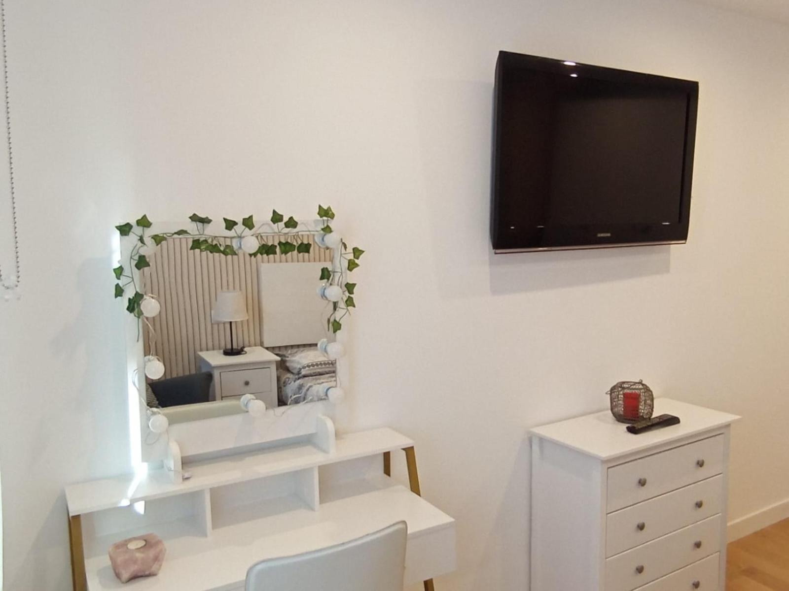 Apartamento Peace Home Astillero El Astillero Exteriör bild